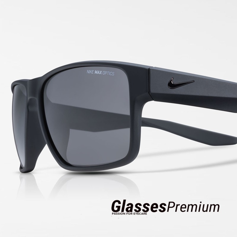 gafas de sol Nike Essential Chasser