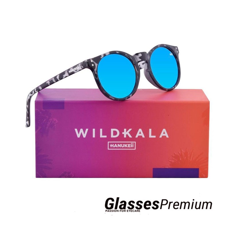 Gfas de sol con cristal azul de la marca hanukeii